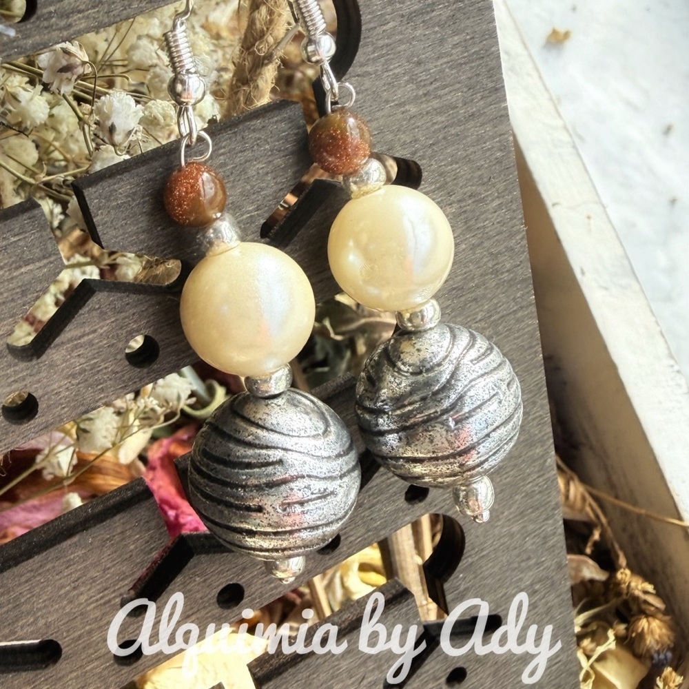 Alquimia Silver and Pearl sunstones Earrings